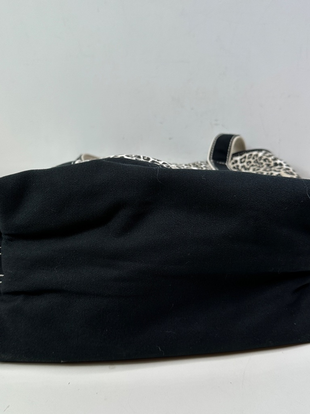 Lands’ End Canvas Zip Tote Bag Cheetah Print - Picture 13 of 15